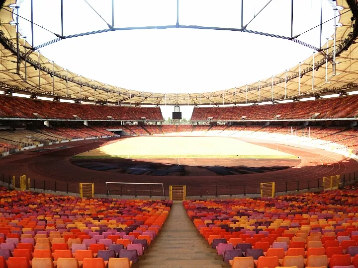 Národní stadion Moshooda Abioly