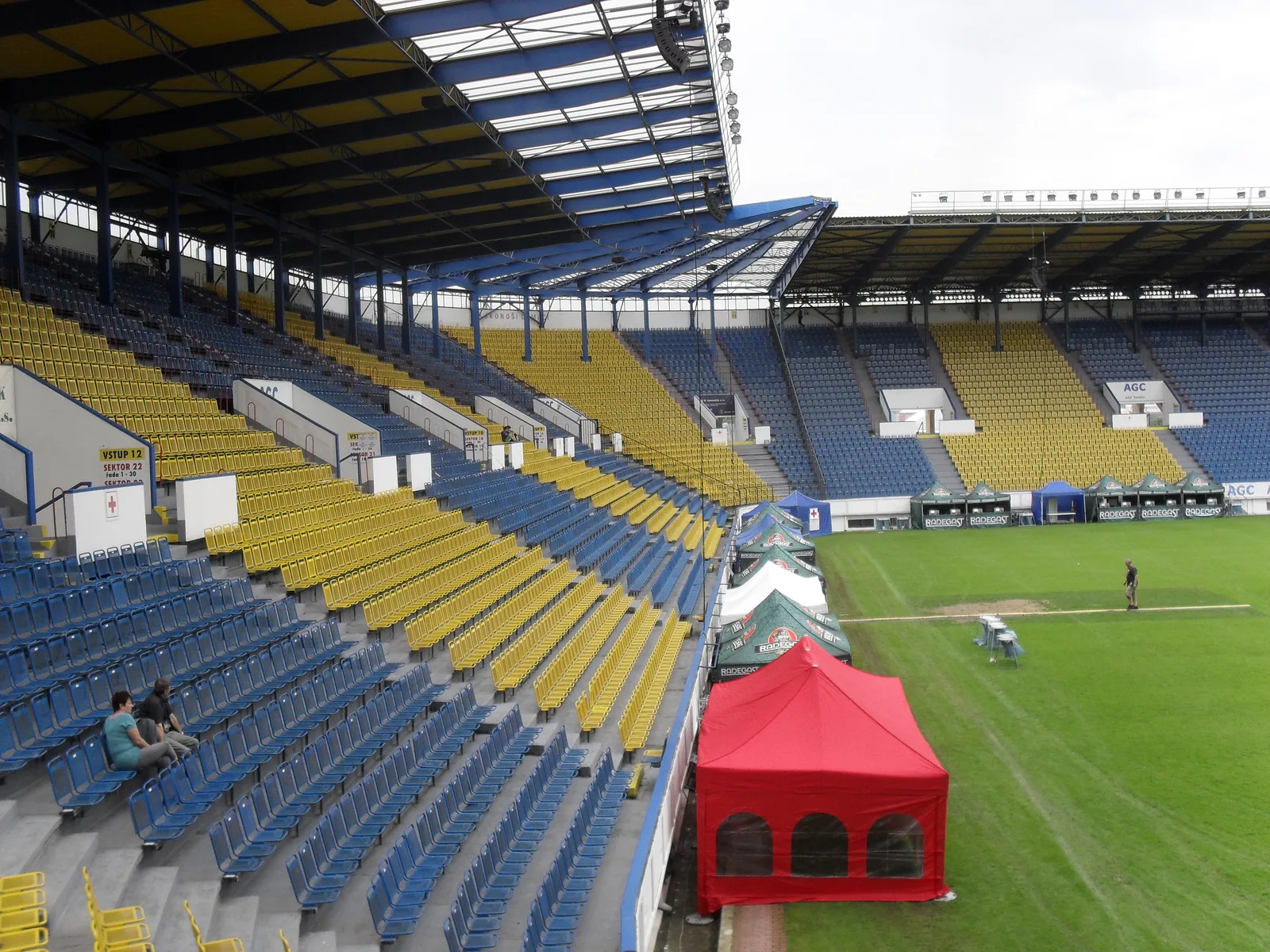 Stadion Na Stínadlech