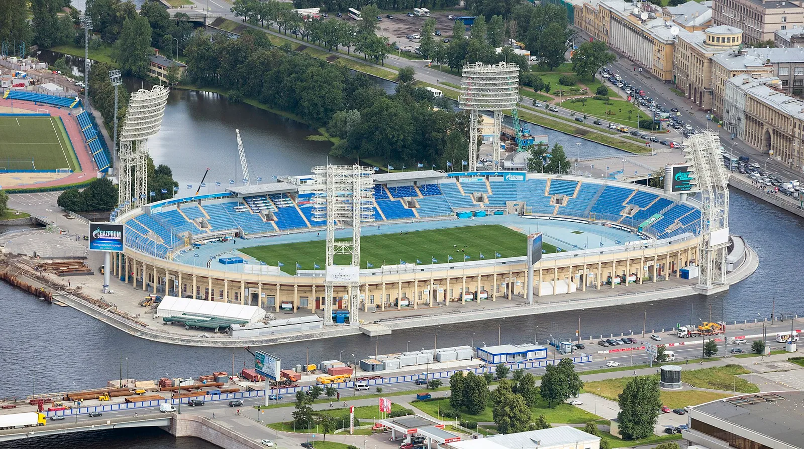 Stadion Petrovskij
