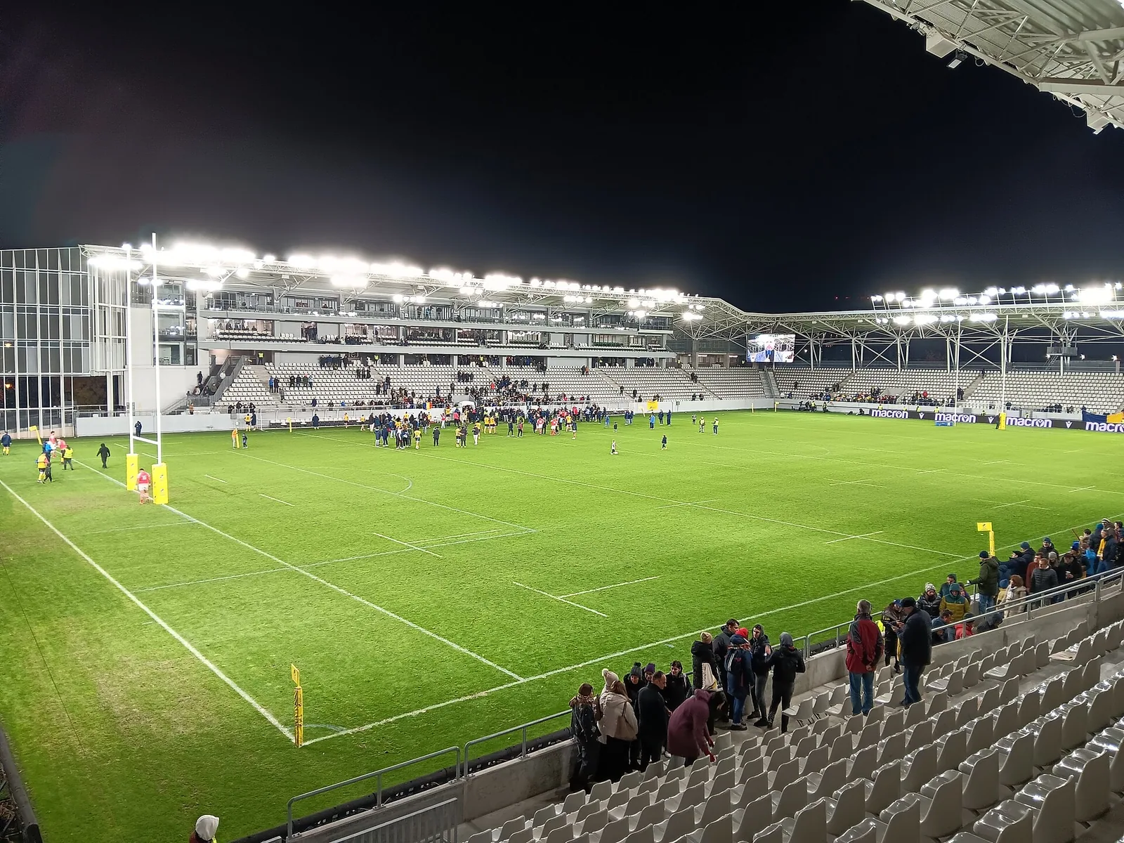 Stadion Vítězný oblouk