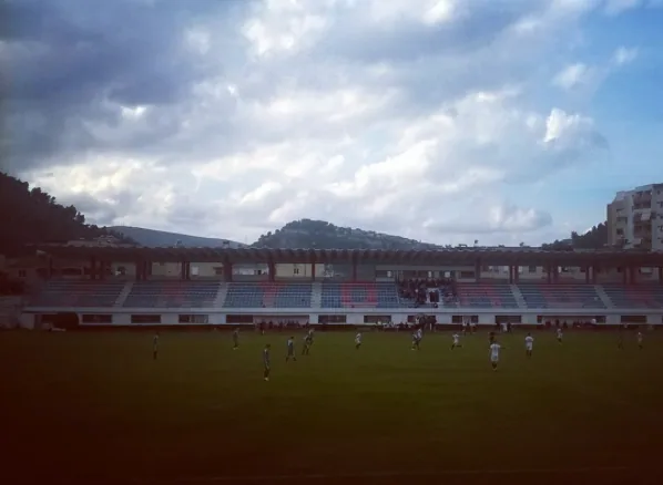 Stadion Tomori
